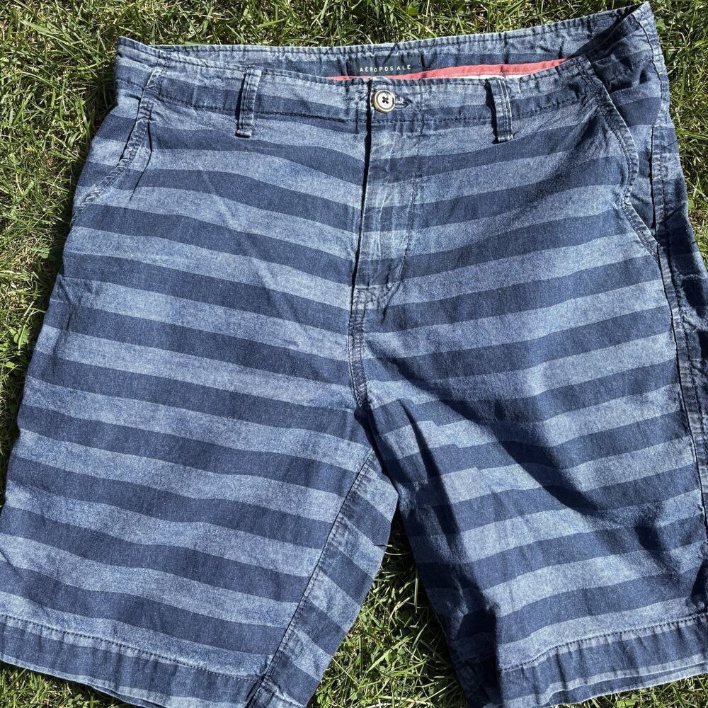 Aeropostale Shorts Two Tone Blue Striped Chino Flat Front Men’s Size 34